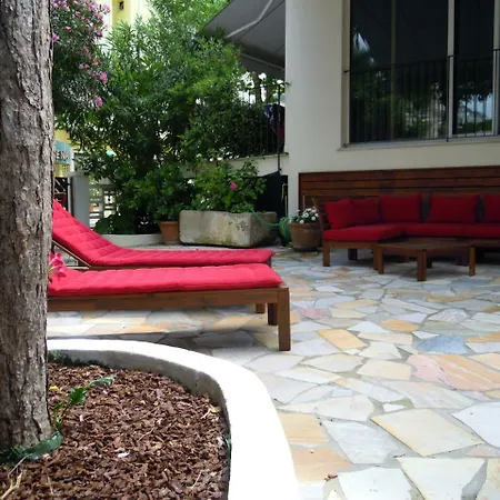 Graziella Aparthotel 3*