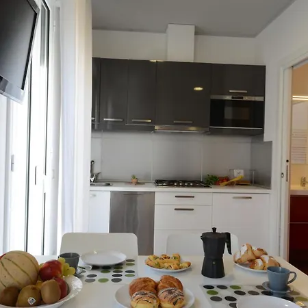 Graziella Габичче-Маре