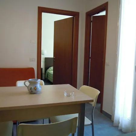 Apart-hotel Graziella 3*